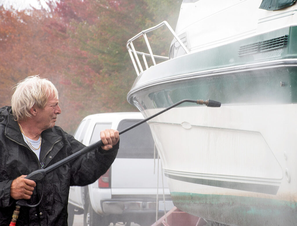 Prepare Your Boat for Winter Storage Properly
